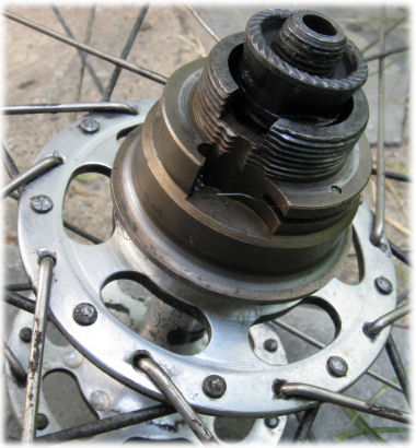 Bare inner body of SunTour Perfect Freewheel