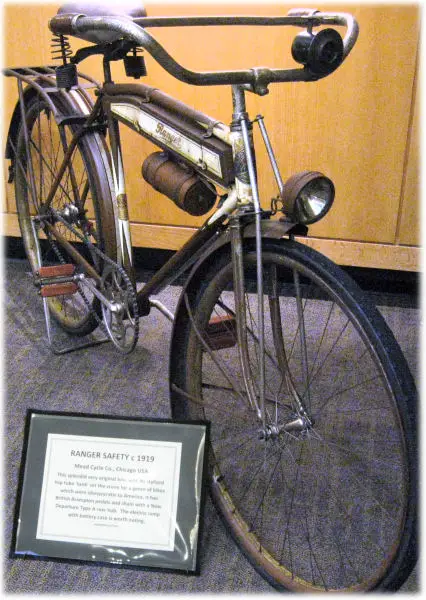 1914 bicycle with battery-powered light