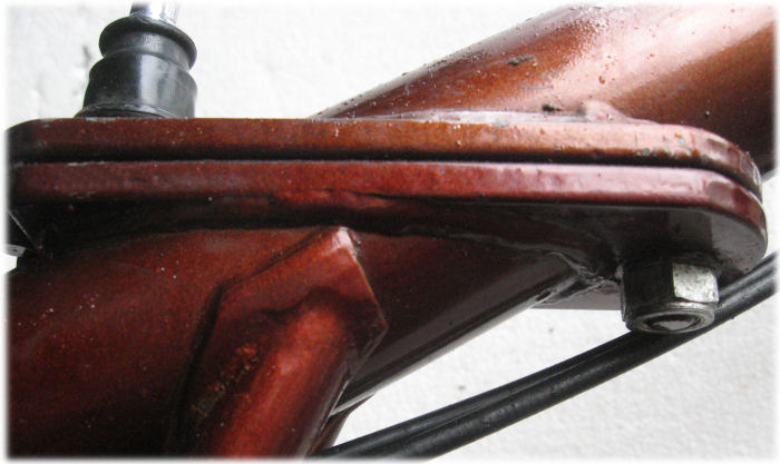 Underside of Raleigh Twenty hinge