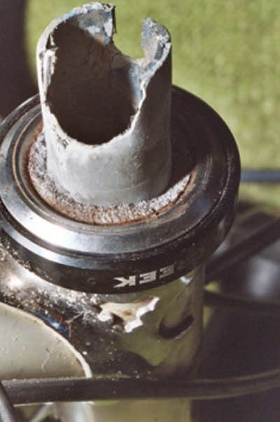 Carbon fiber fork failure