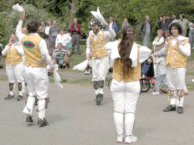 Red Herring Morris Dance Team at Lilac Sunday Image#09