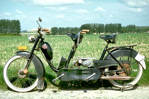 Renata Tandem Moped