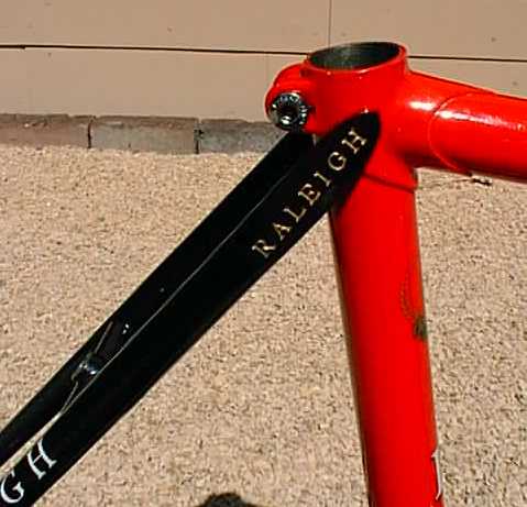 1985-RacingUSA-SeatCluster.jpg